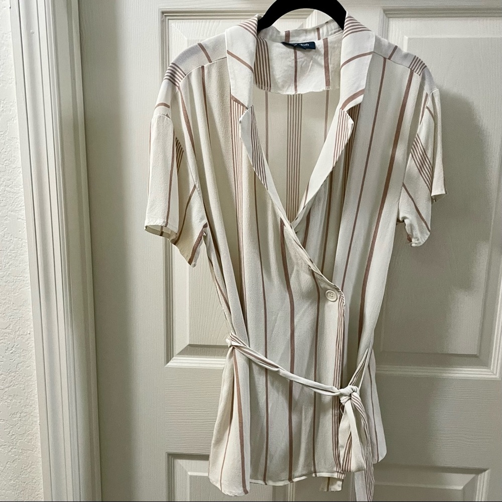ModCloth Wrap Party Striped Surplice V-Neck Blouse (Small) NEW